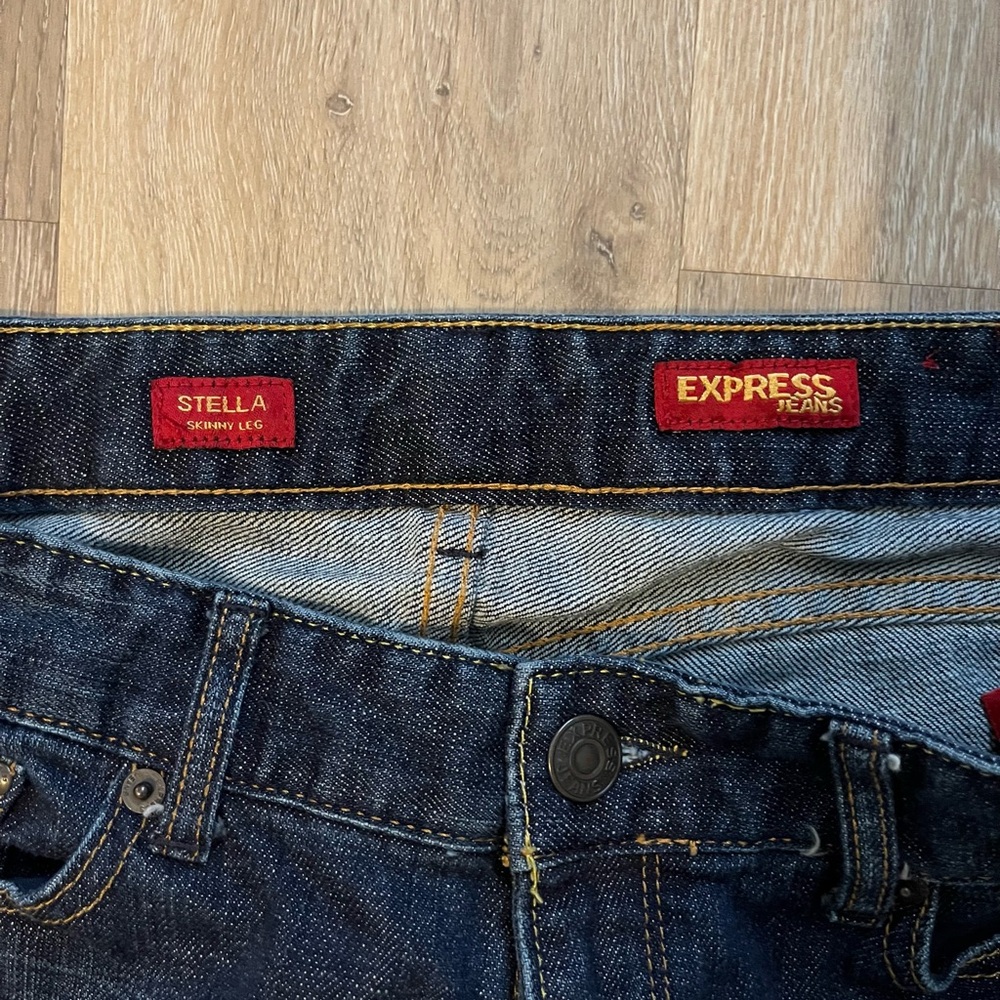 Express Jeans - Picture 2 of 4